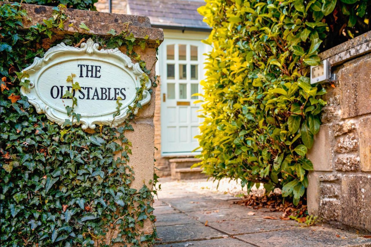 Villa 2 The Old Stables Tetbury Exterior foto